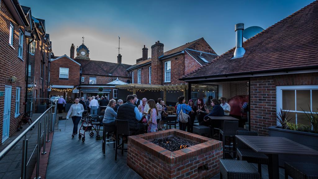 The Three Swans Hotel, Hungerford, Berkshire المظهر الخارجي الصورة