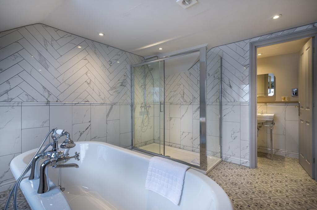 The Three Swans Hotel, Hungerford, Berkshire المظهر الخارجي الصورة